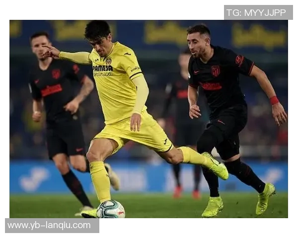 菲利克斯禁区内华丽舞动1对4轻巧挑射完美入网