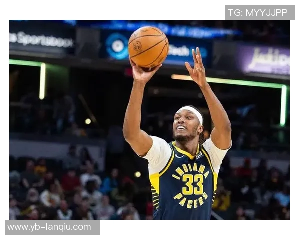 特纳高效发挥仅靠三分球贡献15分7篮板2助攻3抢断展现全面能力 特纳高效发挥仅靠三分球贡献15分7篮板2助攻3抢断展现全面能力